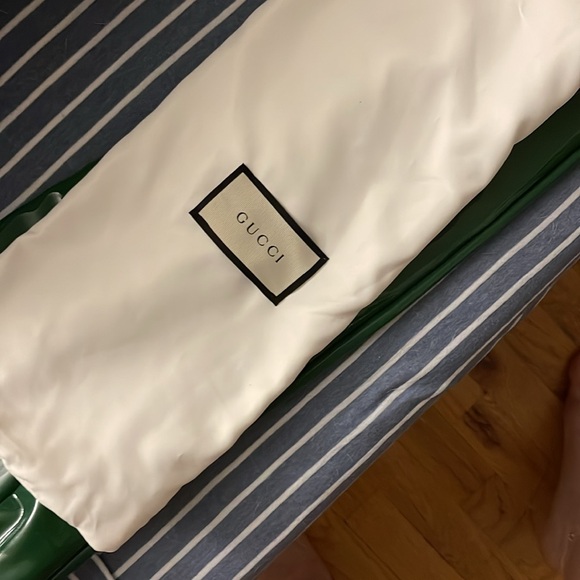 Extremely rare NWOT Gucci “latex” gloves - Picture 4 of 7